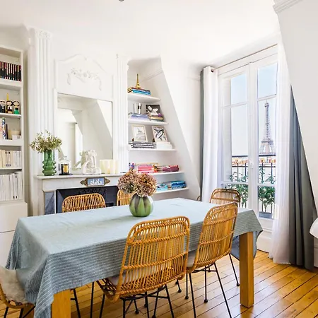 Apartment Tour Eiffel Belle Vue Paris